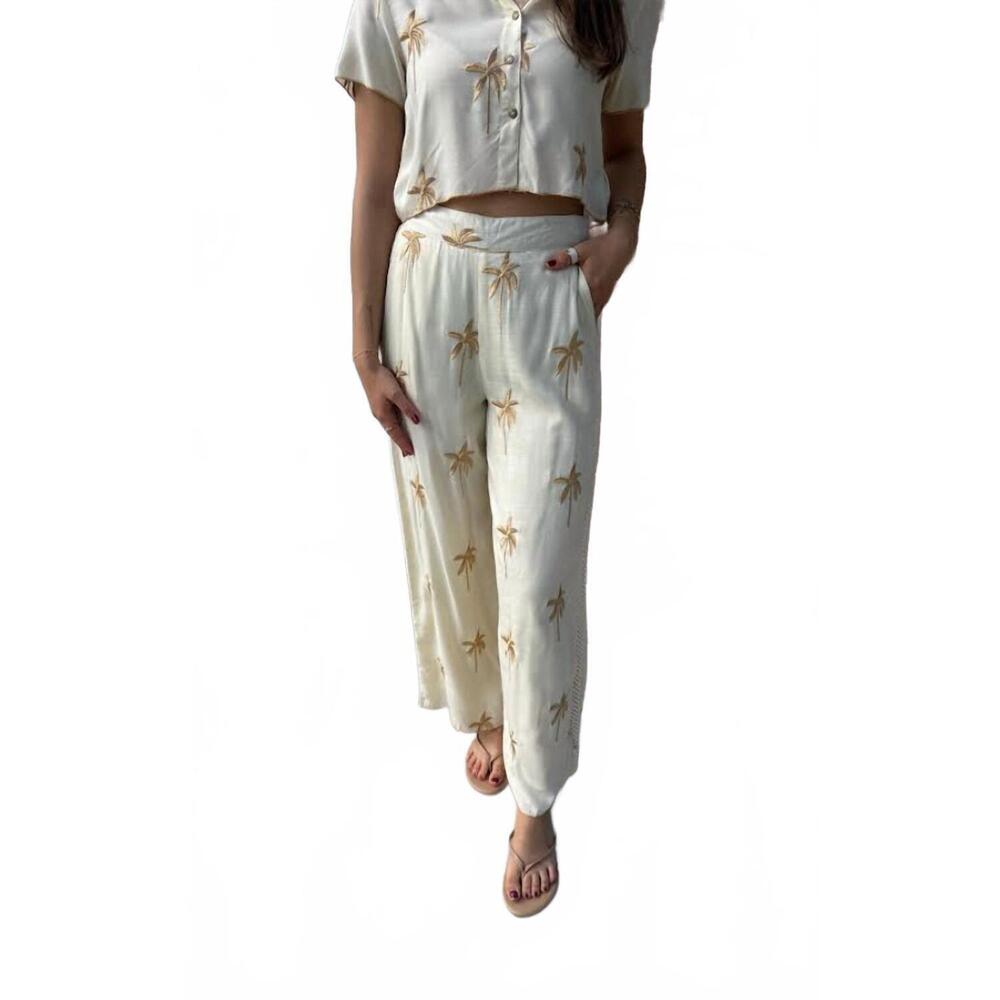 NEW MINT EXCLUSIVES goldie pants in white